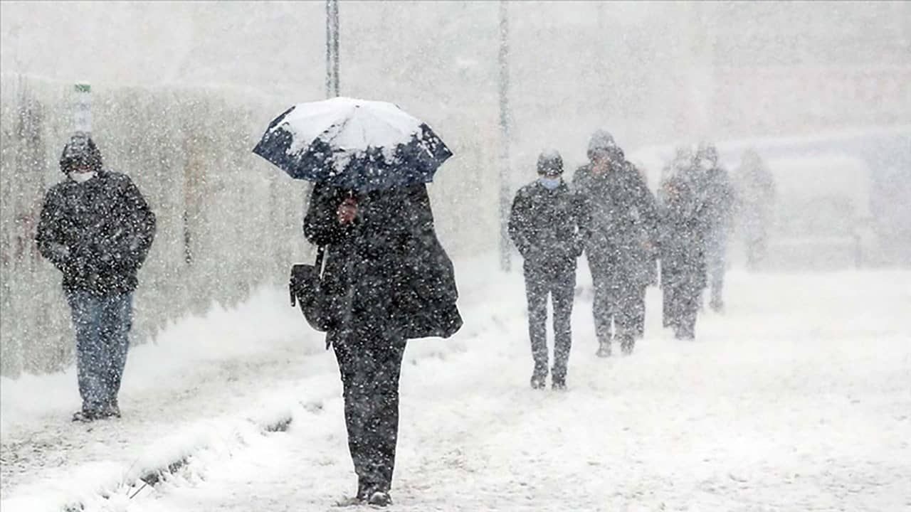Marmara'ya sis, Güneydoğu'ya kuvvetli kar uyarısı