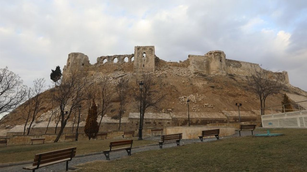 Gaziantep'te 'Bilim Kurulu' hasarlı binalar için toplandı