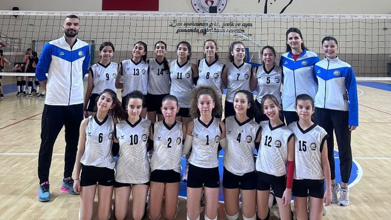‘Bizim Kızlar’ Türkiye’nin en iyi 32 takım arasında