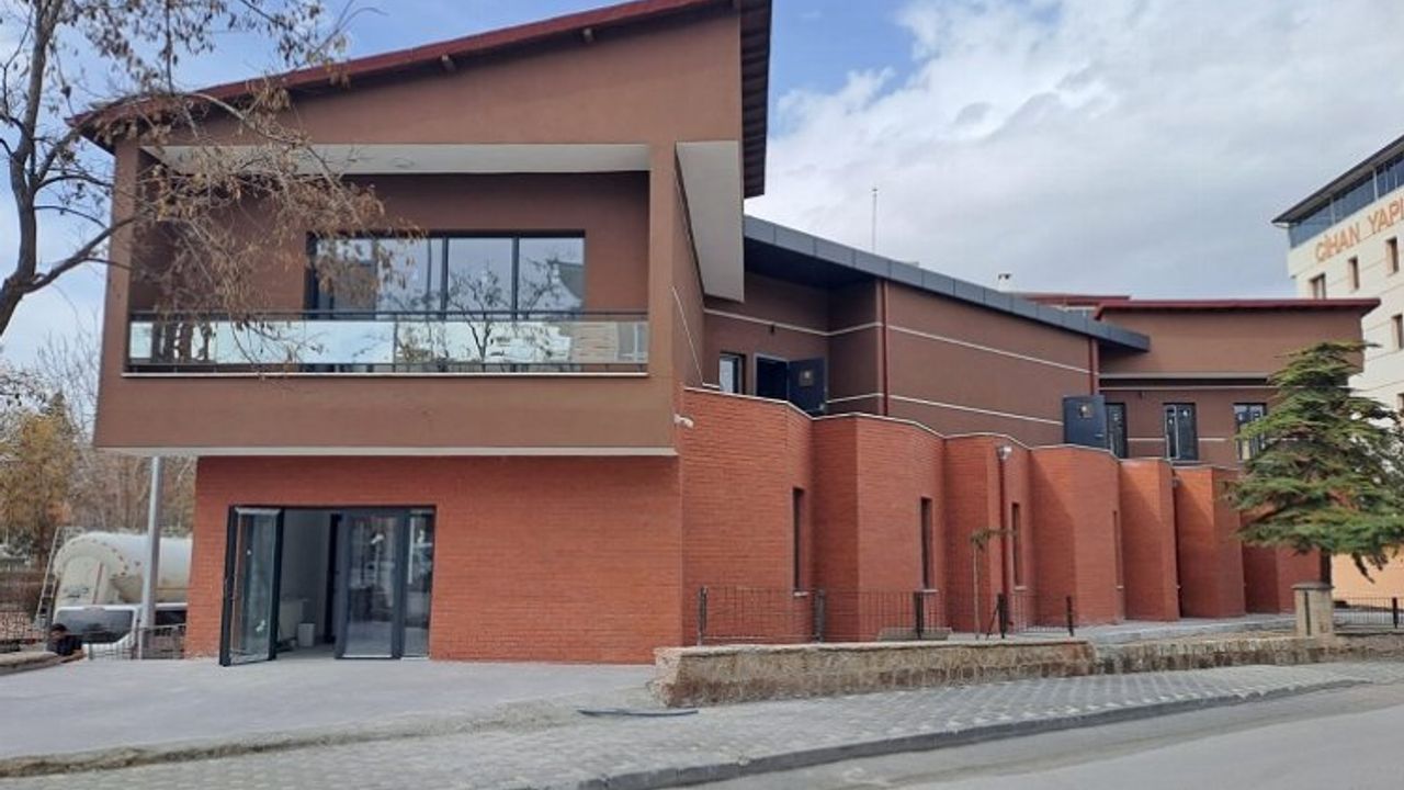 Kayseri Büyükşehir'den iki yeni kütüphane