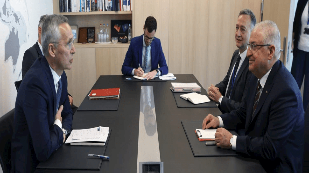 Millî Savunma Bakanı Yaşar Güler, NATO Genel Sekreteri Jens Stoltenberg ile Görüştü