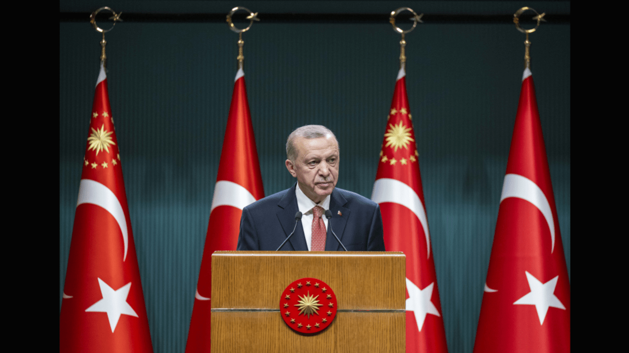 Erdoğan, Kabine Toplantısı‘nın ardından millete seslendi.
