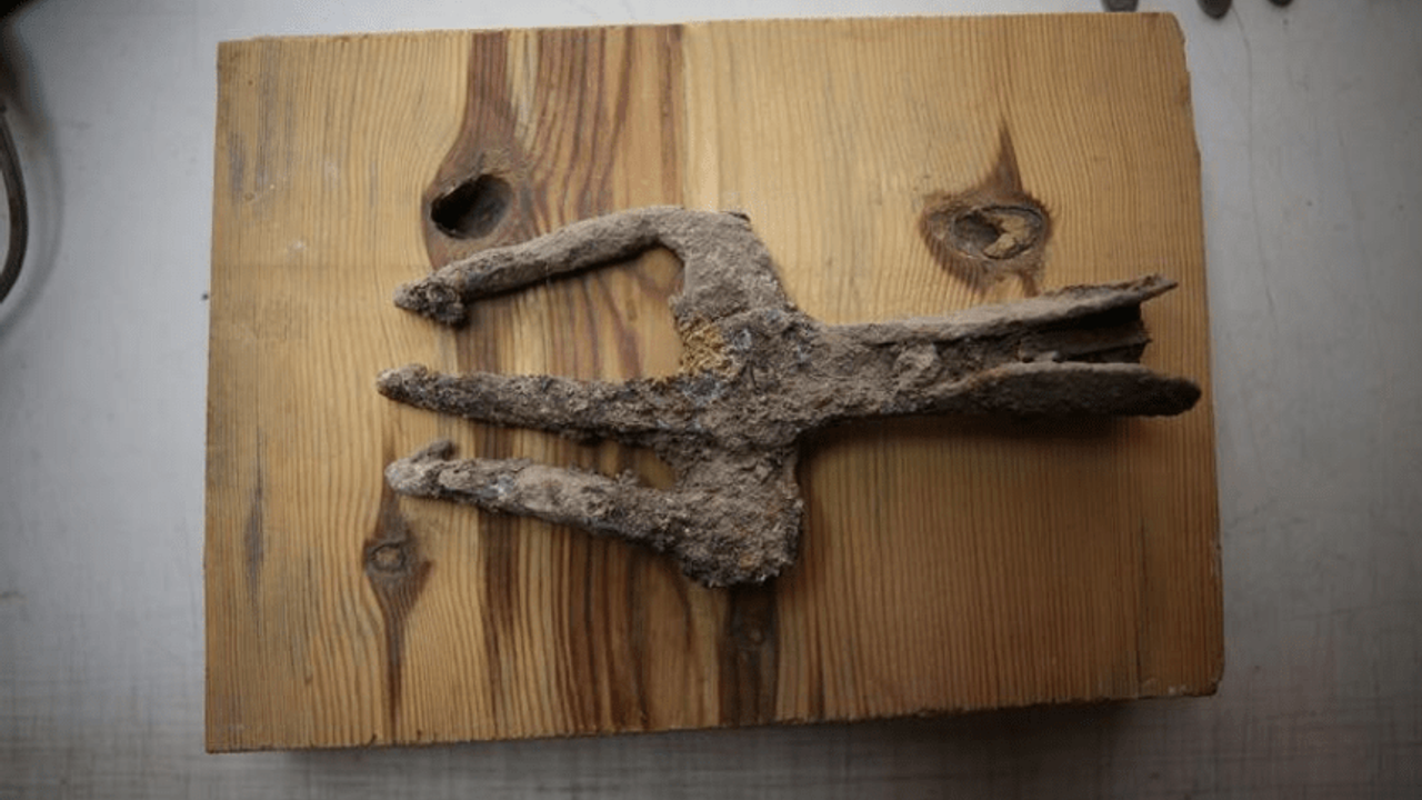 Çanakkale'de 1800 yıllık üç dişli zıpkın bulundu