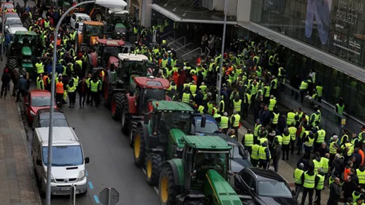 Çiftçilerin protestoları Avrupa genelinde devam ediyor 