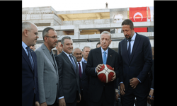 Cumhurbaşkanı Erdoğan, Basketbol Gelişim Merkezi şantiyesinde incelemelerde bulundu