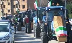 İtalya'da çiftçilerden Roma'da protesto konvoyu