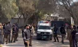 Pakistan'da seçim günü 51 bombalı ve silahlı saldırı yapıldı