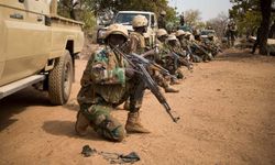 Nijer'de askerlere pusu: 23 ölü