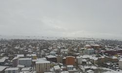 Olumsuz hava koşulları nedeni ile Ağrı ve Erzurum'da 516 yerleşim birimine ulaşım sağlanamıyor