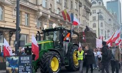 Polonya'da çiftçiler yeniden sokağa indi