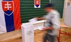 Slovakya’da halk cumhurbaşkanlığı seçimi için oy kullandı