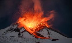 Etna Yanardağı'nda volkanik hareketlilik 