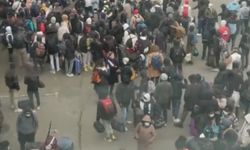 Fransız polisi Paris’teki göçmen kampını tahliye etti