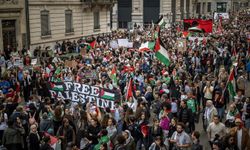 İsviçre'de Filistin'e destek yürüyüşü 