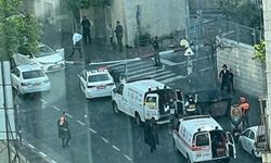 Kudüs'te direnişçiler 2 işgalciyi araçla yaraladı