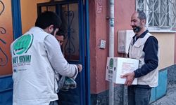Umut Kervanı Eskişehir'de ihtiyaç sahiplerinin yüzünü güldürmeye devam ediyor