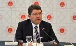 Bakan Tunç'tan başörtüsü nedeniyle "reddi hâkim" talebine tepki: Eski Türkiye kafası