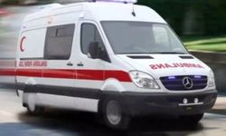 Servis minibüsü devrildi: 1 ölü, 13 yaralı