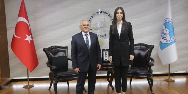 Çiğdem Karaaslan'dan Memduh Büyükkılıç'a ziyaret
