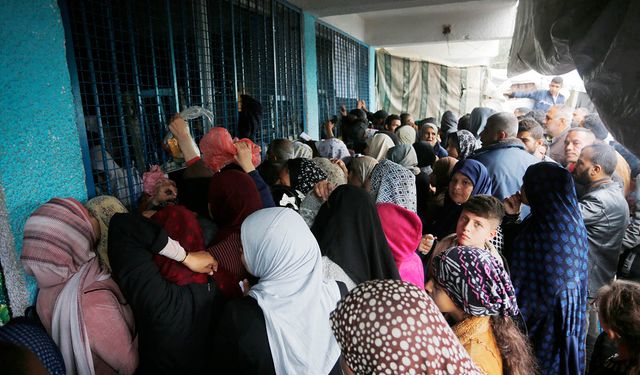 Gazze Sivil Savunma: Gıda ve ilaç sıkıntısı 700 bin Filistinlinin hayatını tehdit ediyor