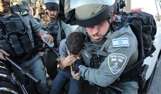 Batı Şeria ve Kudüs'te 7 bin 820 Filistinli esir alındı