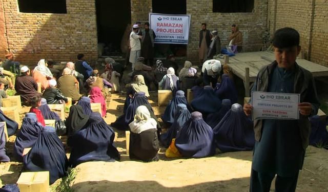 IHO EBRAR Afganistan'da onlarca aileye gıda yardımında bulundu
