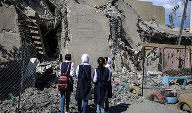 Gazze'deki okulların yüzde 80'inden fazlası yıkıldı