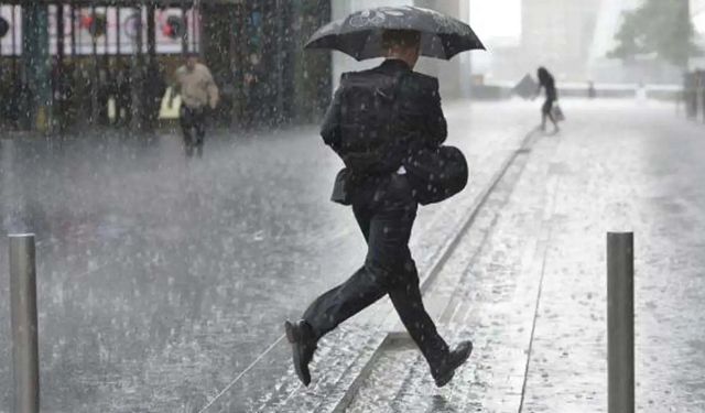 Marmara ve Ege için "çok kuvvetli" yağış uyarısı
