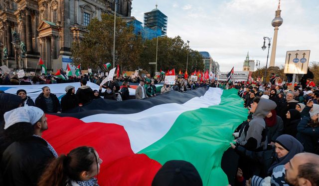 Almanya'da Filistin'e destek gösterisi