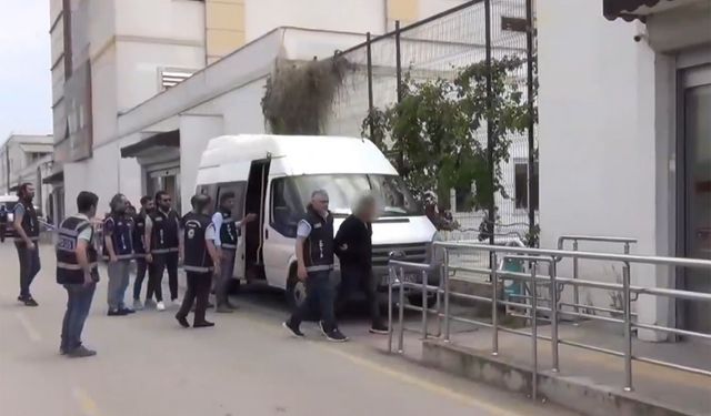 Bakan Yerlikaya: 16 göçmen kaçakçılığı organizatörü yakalandı