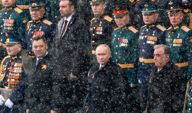 Putin: Kimsenin bizi tehdit etmesine izin vermeyeceğiz