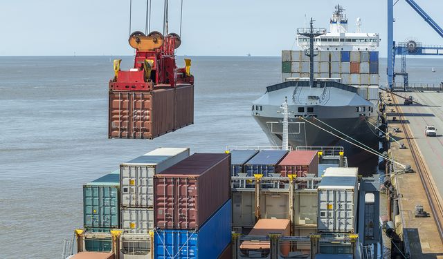 Ticaret Bakanı Bolat nisan ayı ihracat verilerini açıkladı