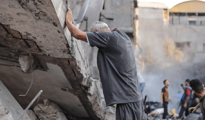 İsrail ordusu, gece boyunca Gazze'de 200 yeri bombaladı