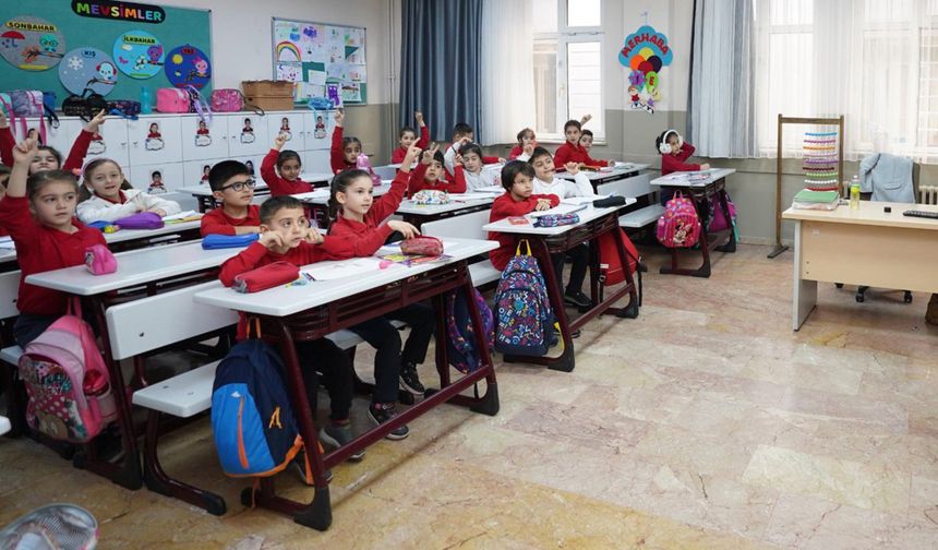 Deprem bölgesindeki özel okullarda eğitim desteği